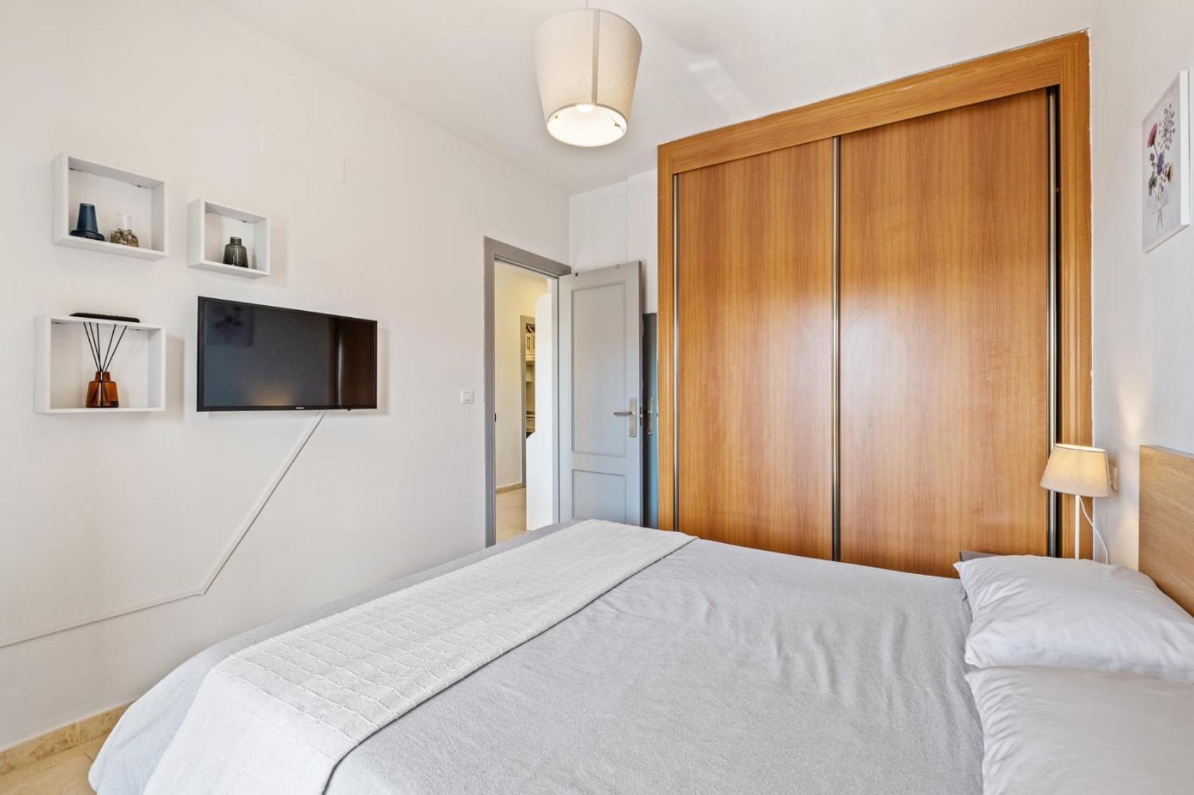 Magic Stars Apartments ฟูเอนฮิโรลา ภายนอก รูปภาพ